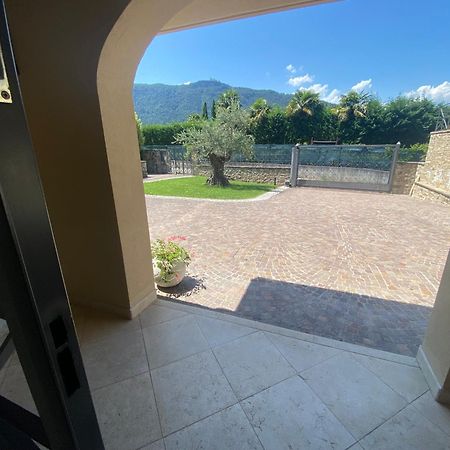 Vela Di Soleville Camere Con E Senza Vista Lago Con Ristorante & Pizzeria Sale Marasino Extérieur photo