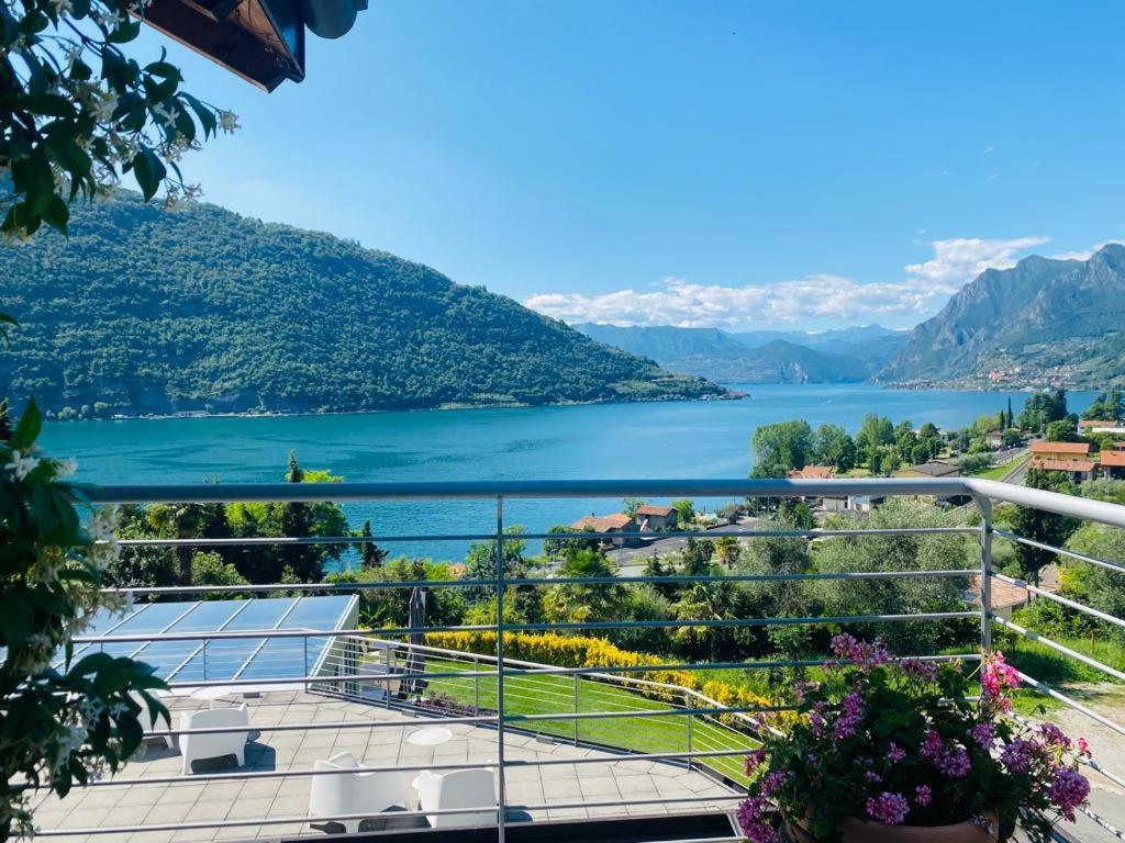 Vela Di Soleville Camere Con E Senza Vista Lago Con Ristorante & Pizzeria Sale Marasino Extérieur photo