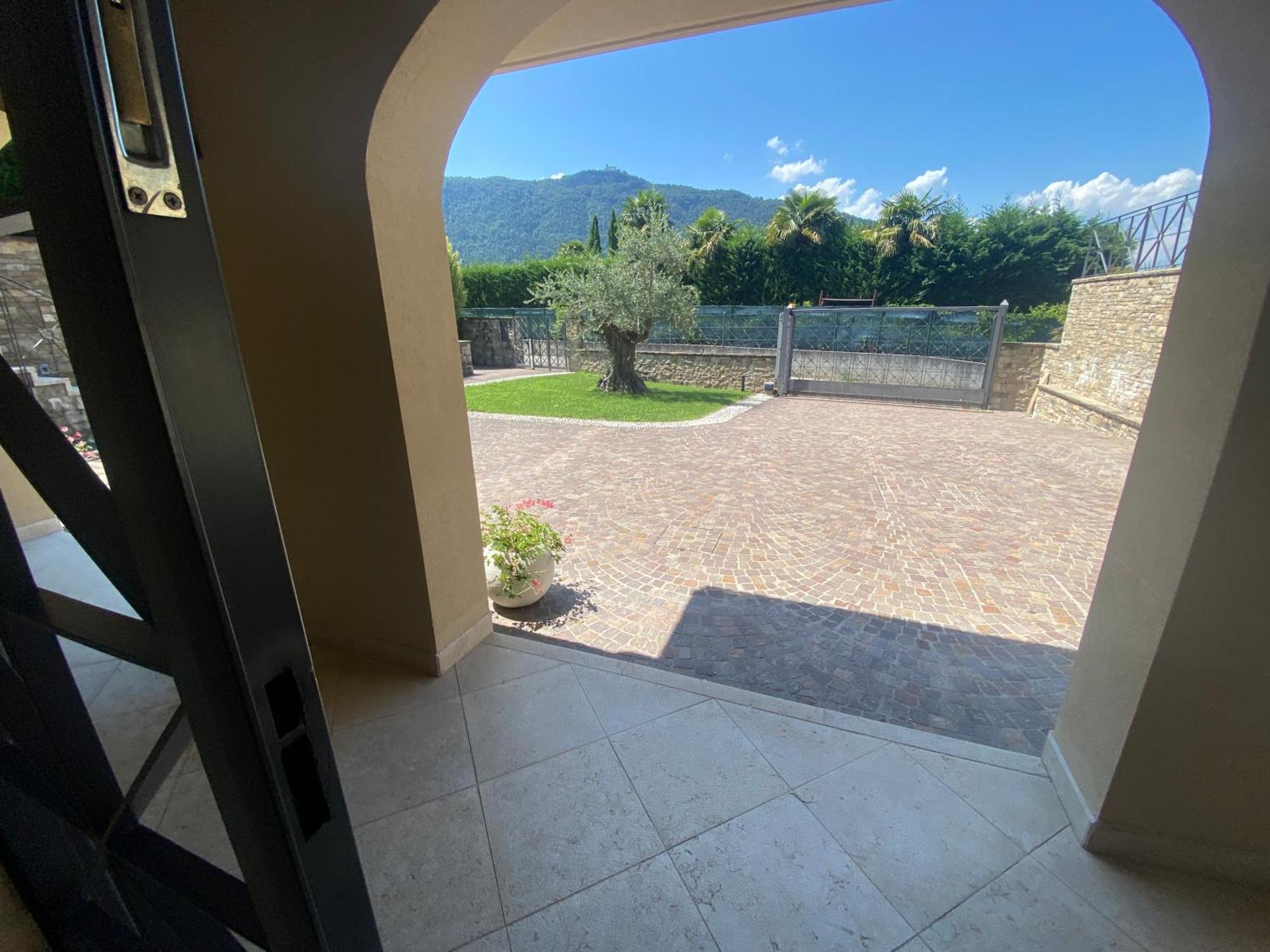 Vela Di Soleville Camere Con E Senza Vista Lago Con Ristorante & Pizzeria Sale Marasino Extérieur photo